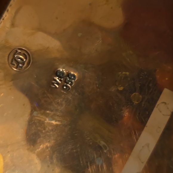 Hammered-Copper Bread Box, Retail $189.95 + Brass&Copper Cleaning Kit $7.99 - Picture 5 of 13